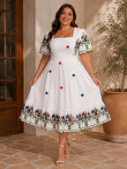 Vestido Midi Plus Size com Decote Coração, Cinto e Bolsos - Tecido Linho