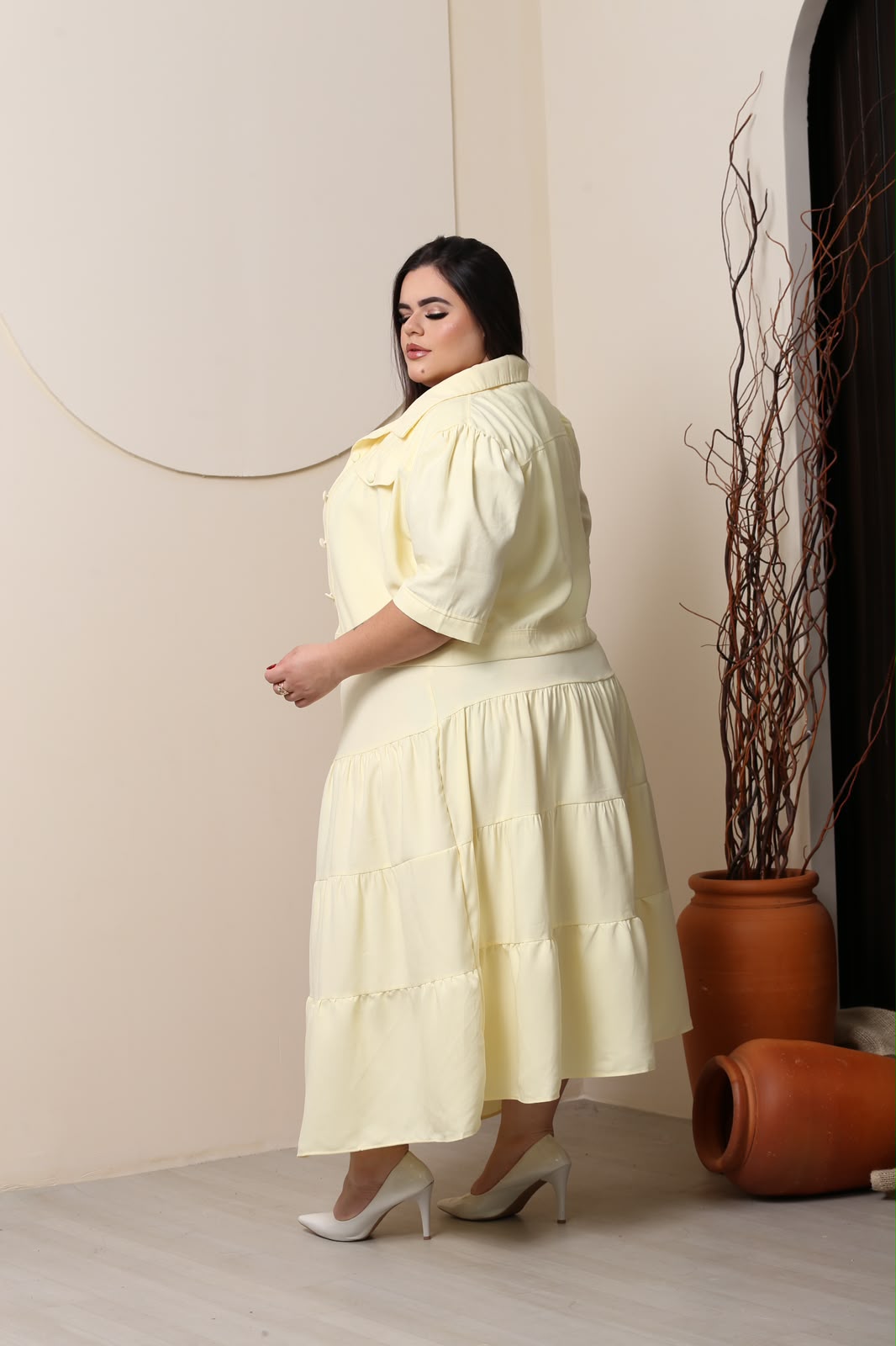 Conjunto Plus Size de Blusa e Saia com Cinto - Tecido Sensorial
