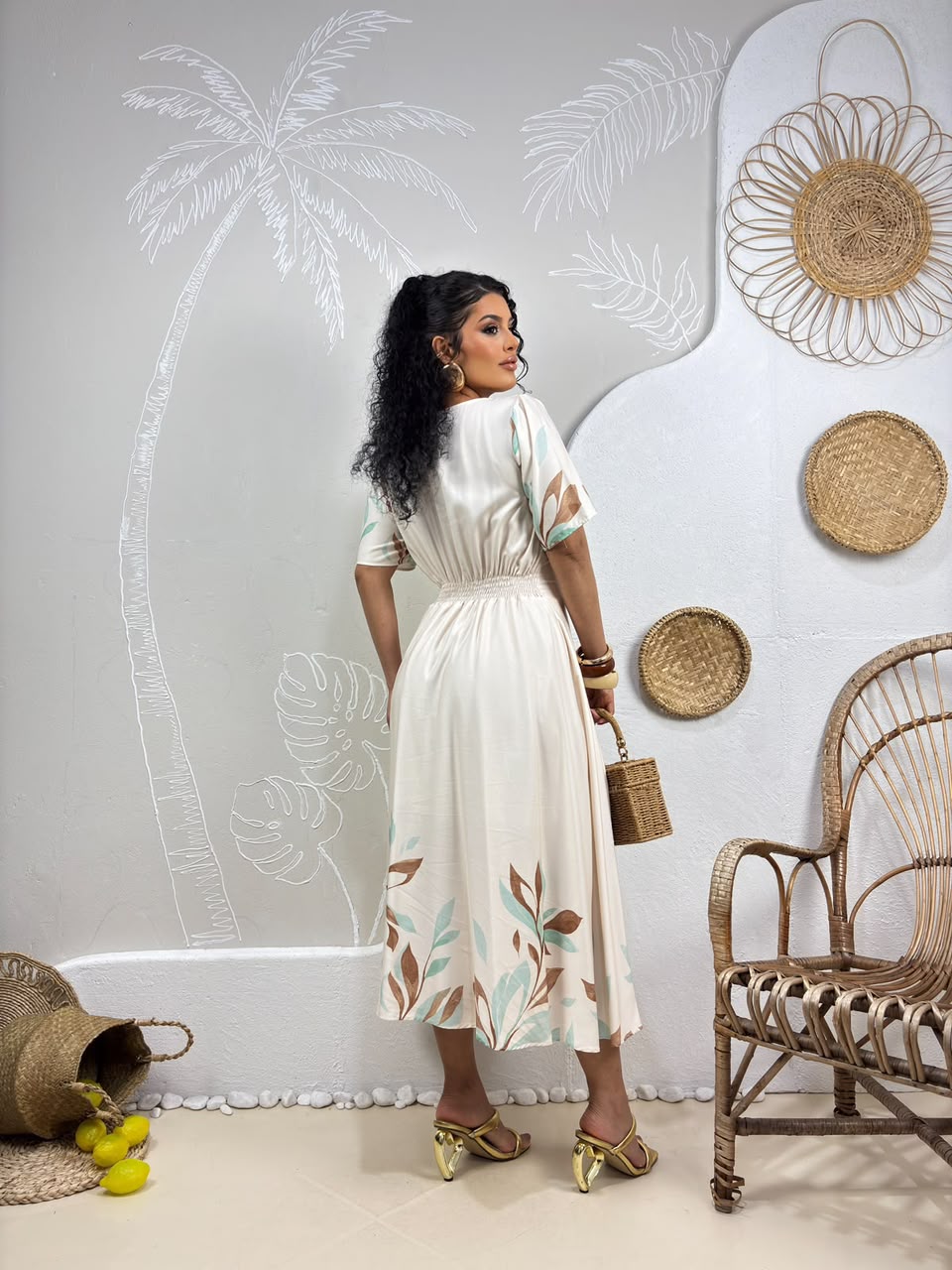 Vestido com Regulagem na Cintura - Tecido Jacquard