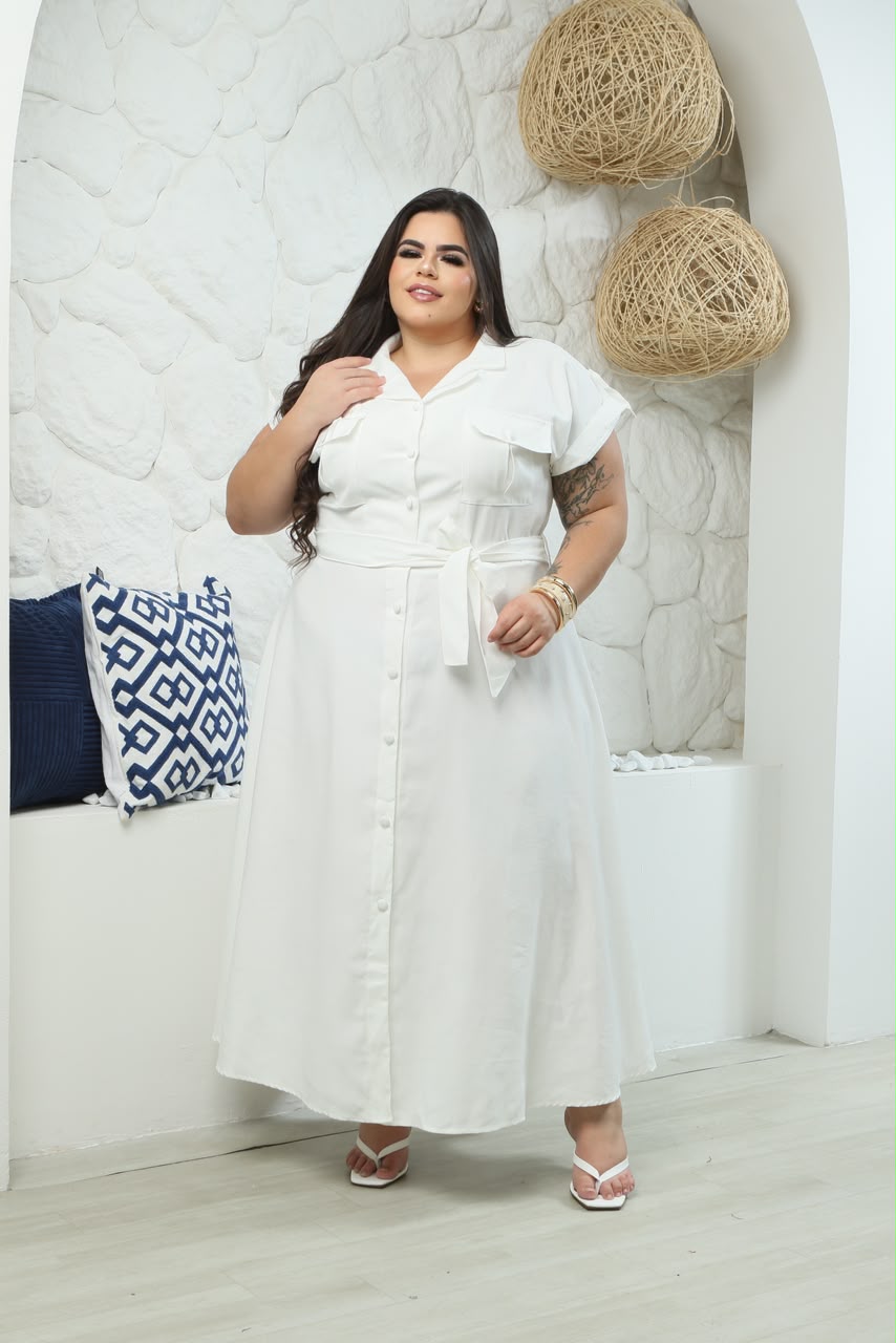 Chemise Plus Size Lisa com Detalhes nos Ombros - Tecido Sensorial