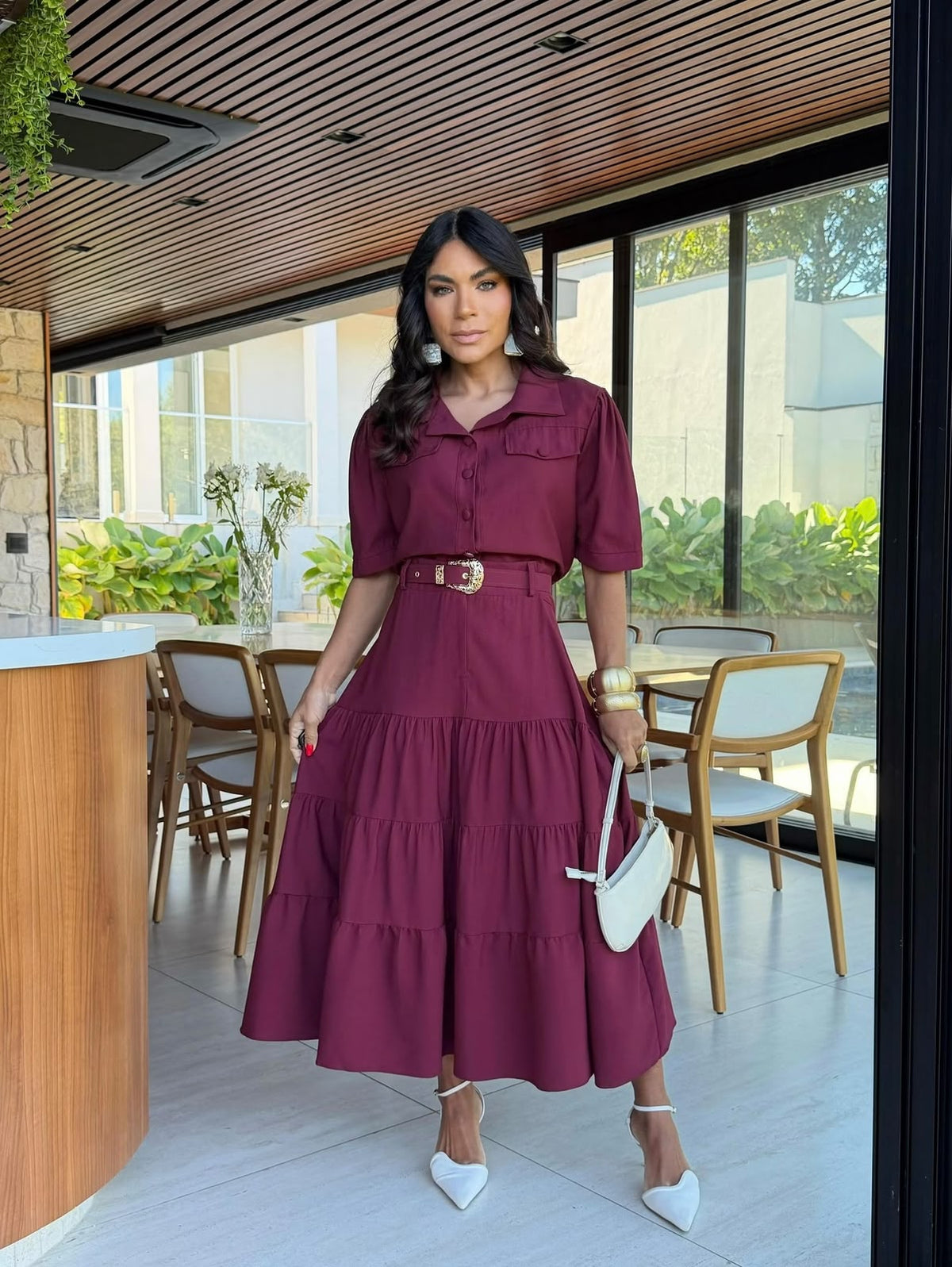 Conjunto Feminino de Blusa e Saia com Cinto – Tecido Sensorial